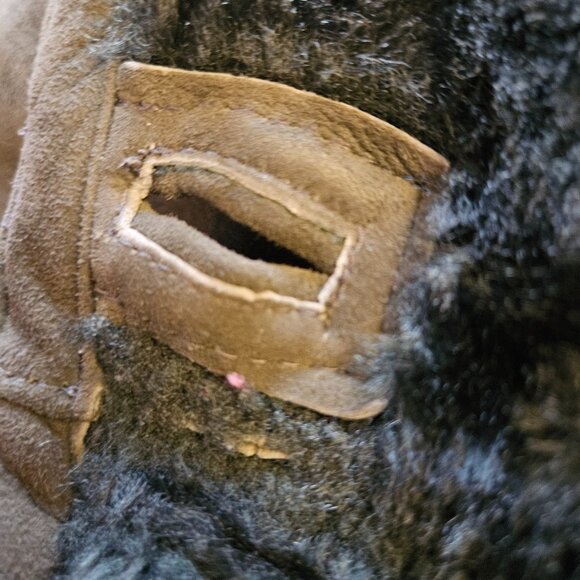 Holt Renfrew Classics Genuine Lambskin Shearling Coat - Made in Canada - S - Picture 16 of 16